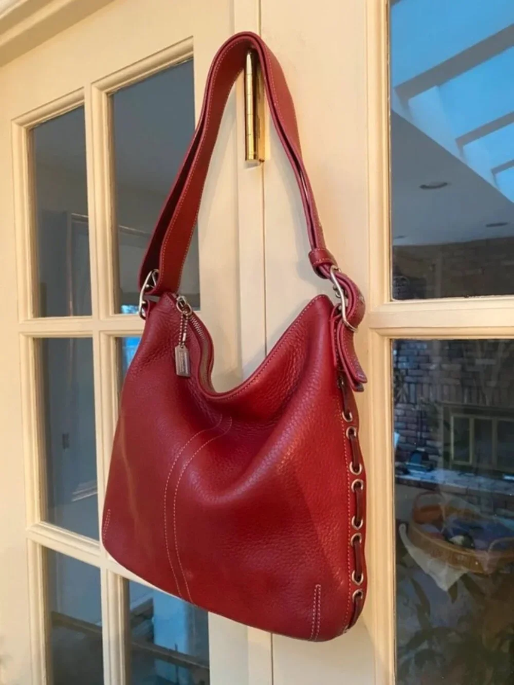 Vintage Authentic Coach Hamptons Leather Convertible Bucket Bag